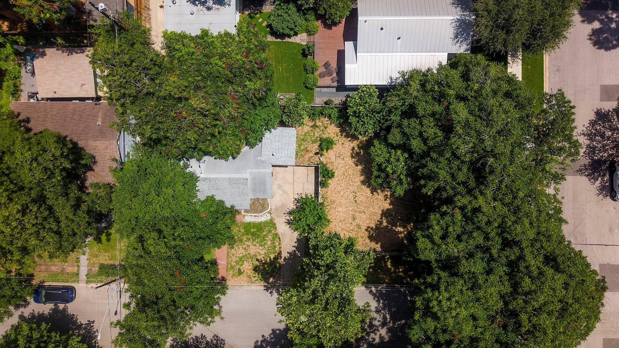 304 W 42nd ST, Austin, TX 78751