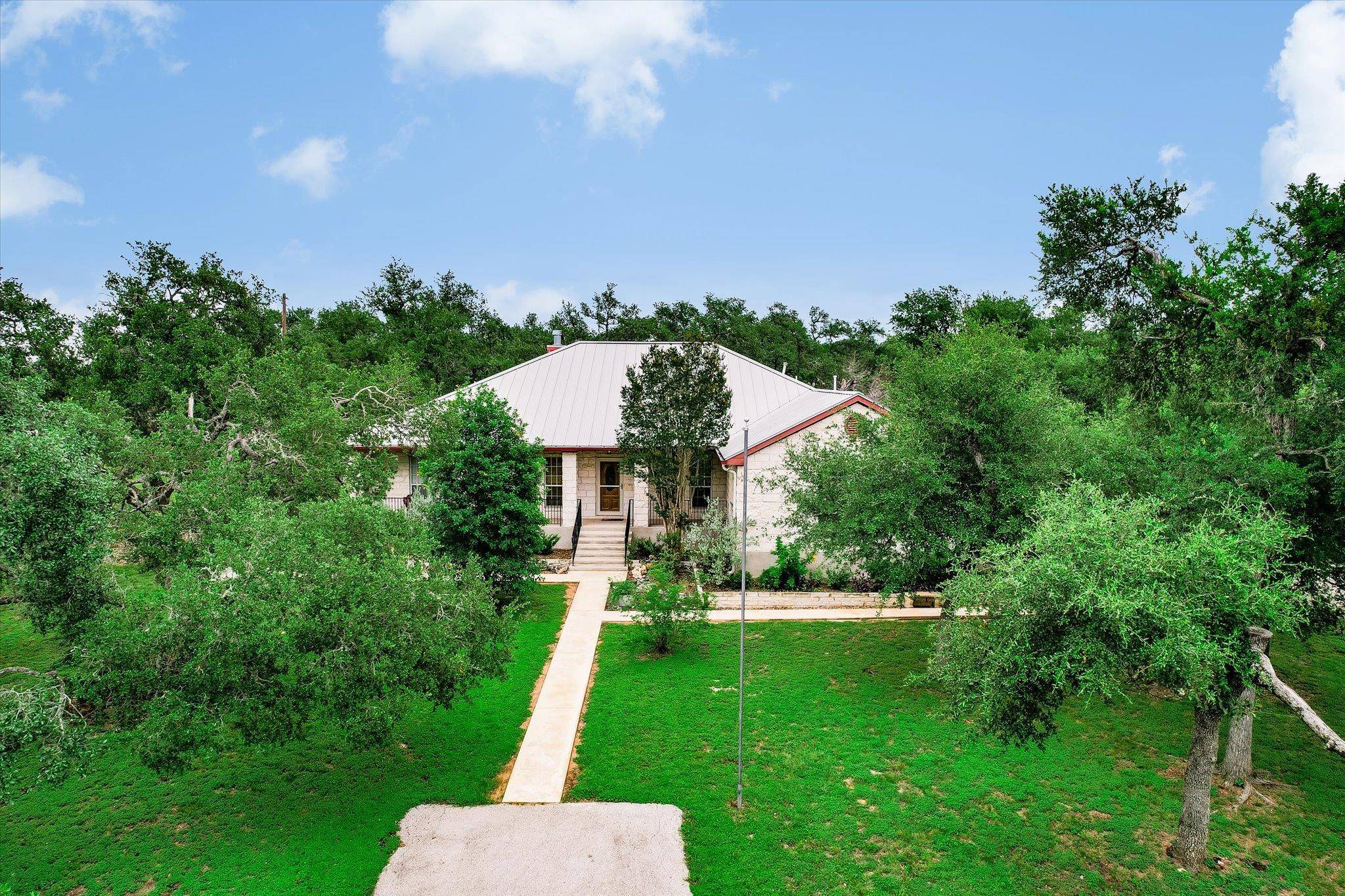 209 Cascade TRL, San Marcos, TX 78666