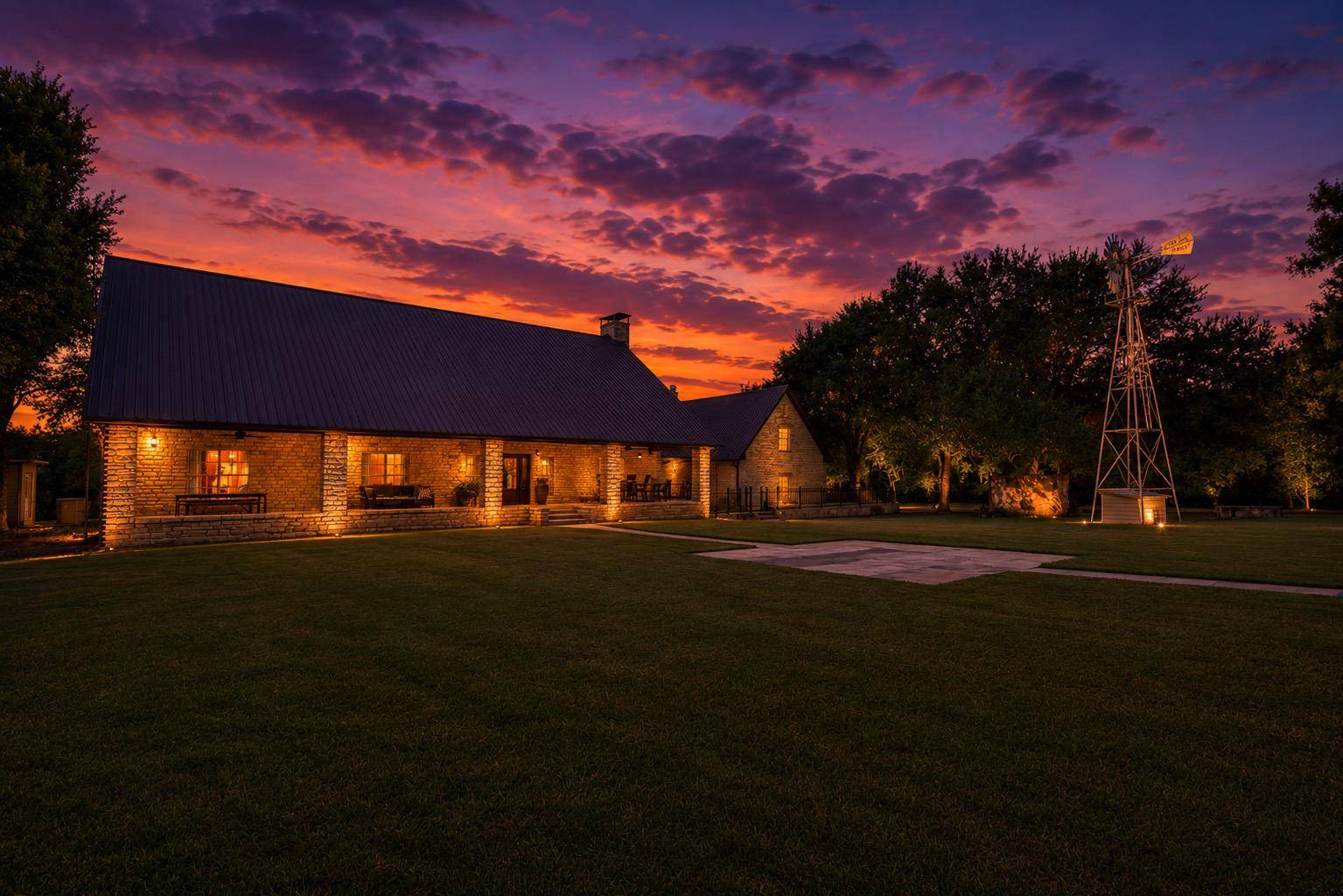 150 Shady LN, Marble Falls, TX 78654