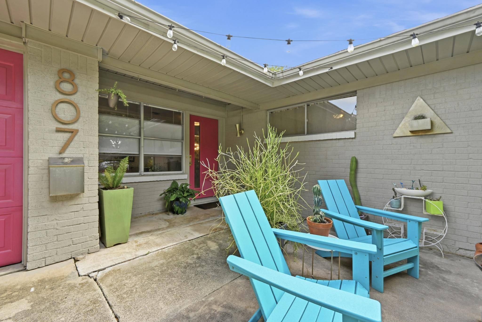 807 Campbell ST, Lockhart, TX 78644