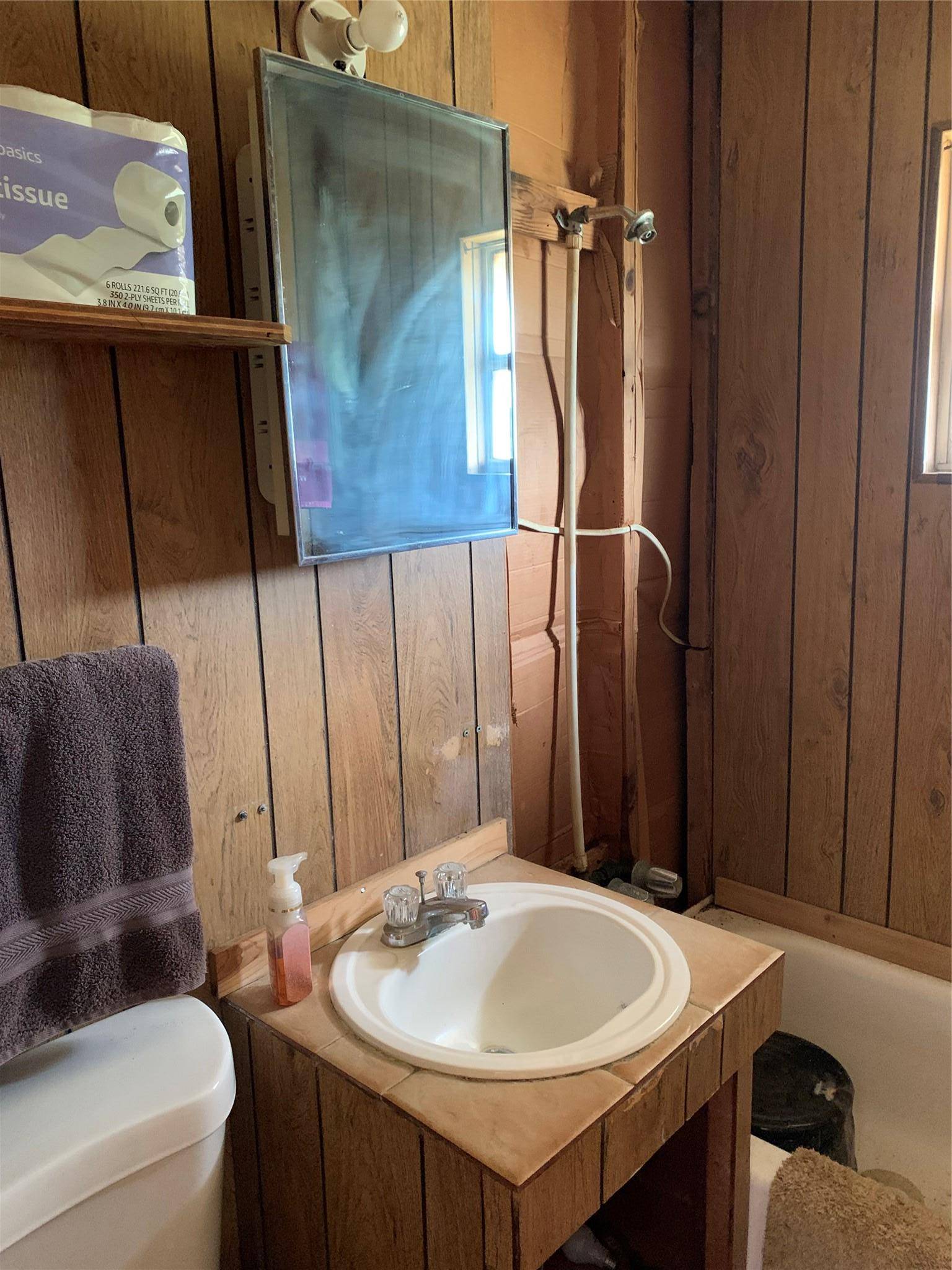 276 Ott RD, Rosanky, TX 78953
