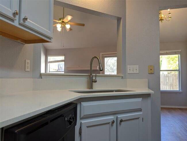 1702 Southwestern TRL, Round Rock, TX 78664