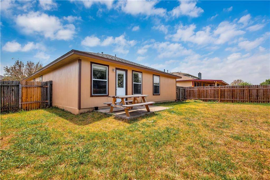 109 Brooke ST, Hutto, TX 78634