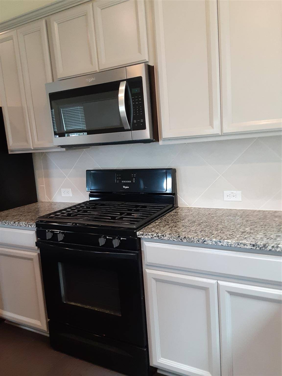 504 Coffee Berry DR, Georgetown, TX 78626