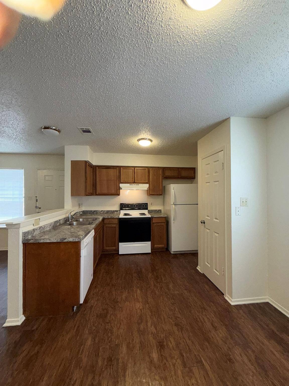 5501 Rose Hill CIR #C, Austin, TX 78745