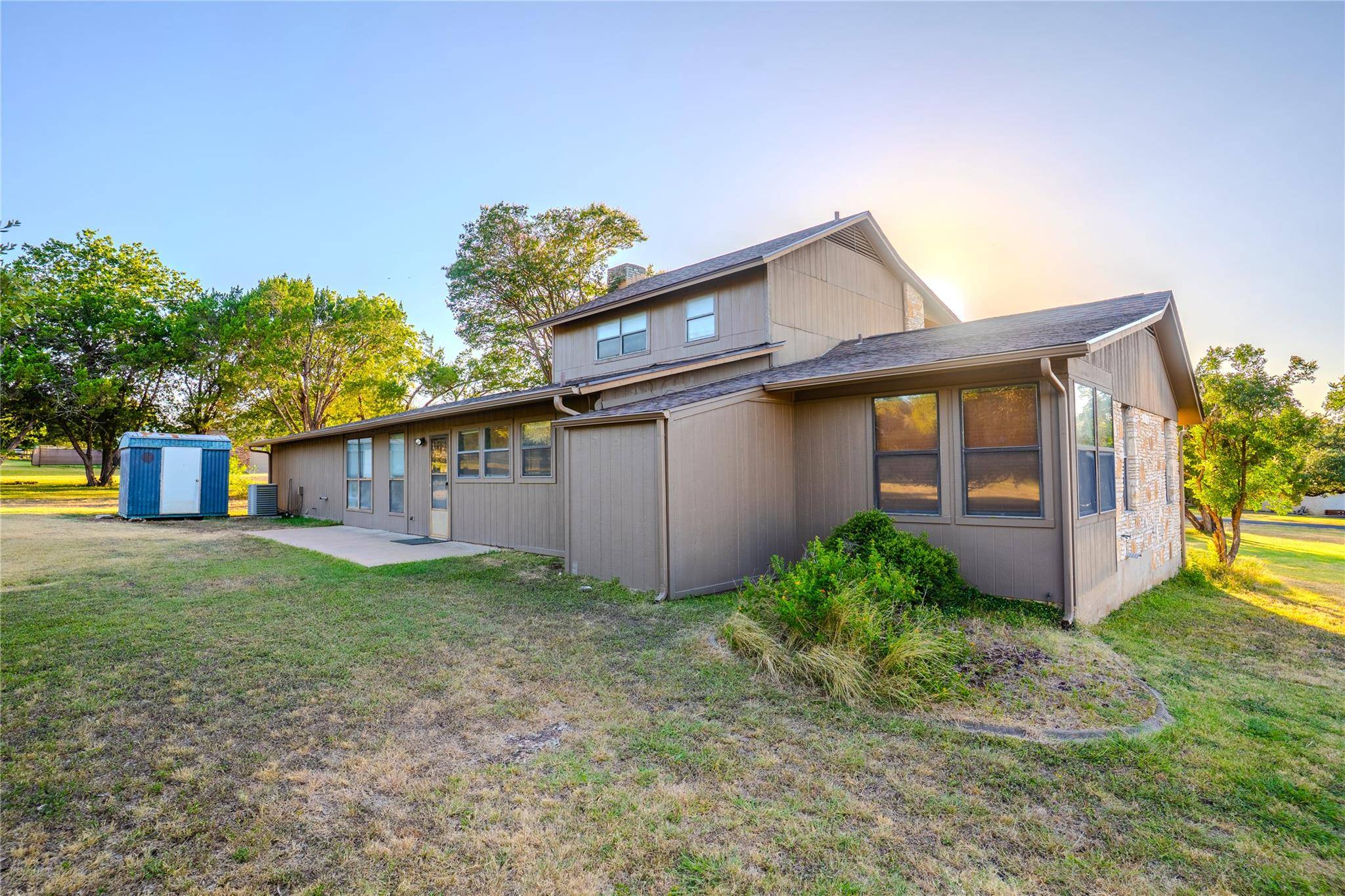 311 Harmony LN, Georgetown, TX 78628