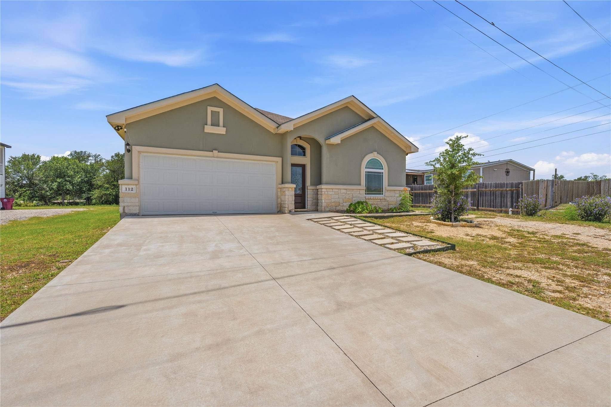 112 Margarita DR, Dale, TX 78616