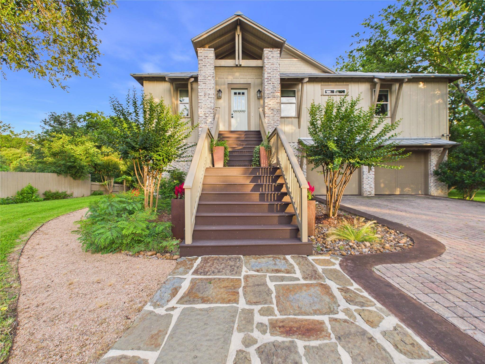 1238 Sleepy Hollow LN, New Braunfels, TX 78130