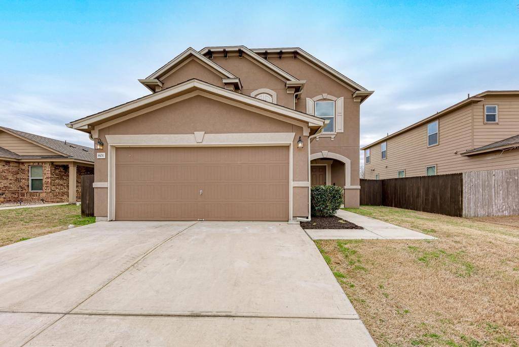 801 Estes PARK, Taylor, TX 76574