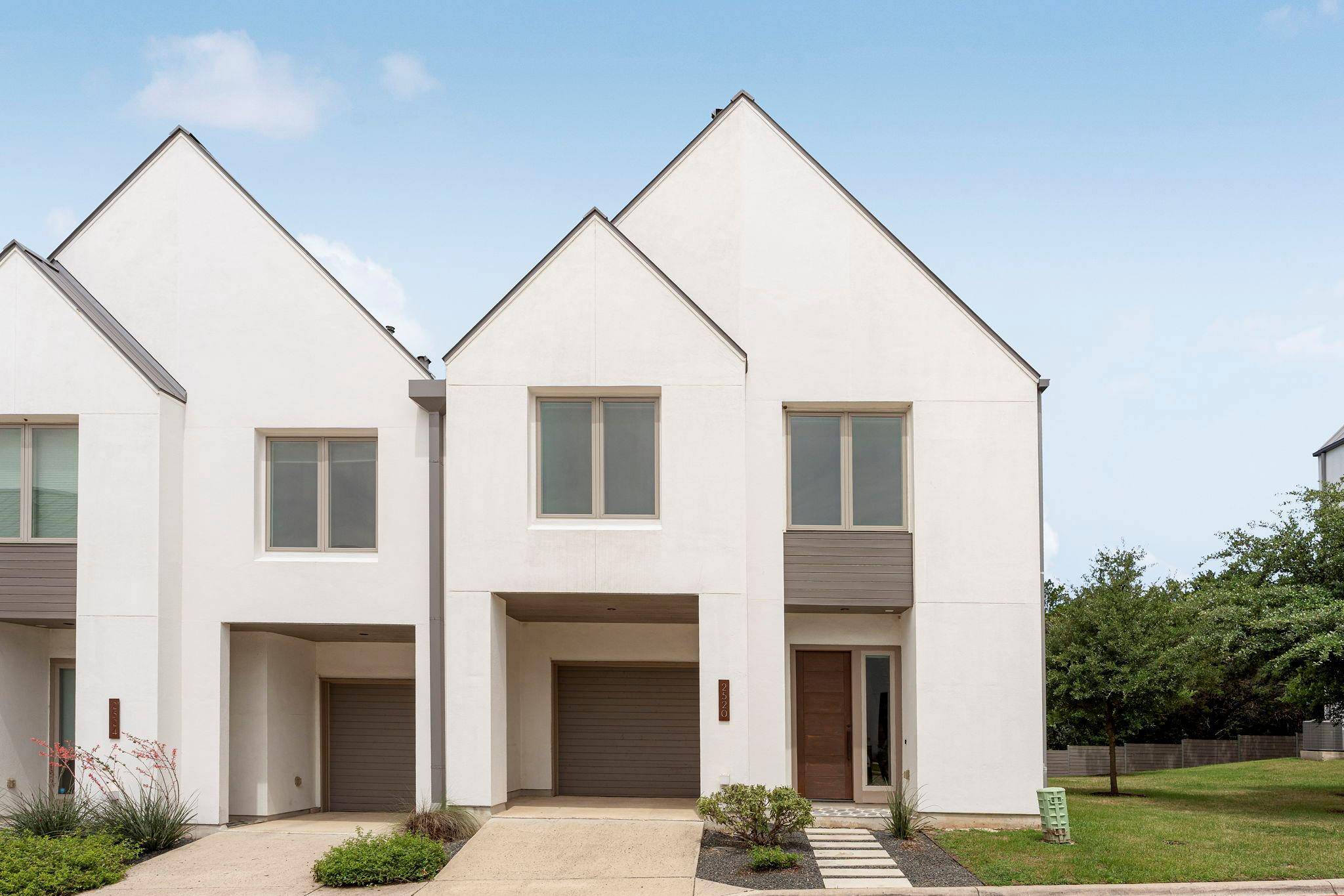 2520 Sutherland ST, Austin, TX 78746