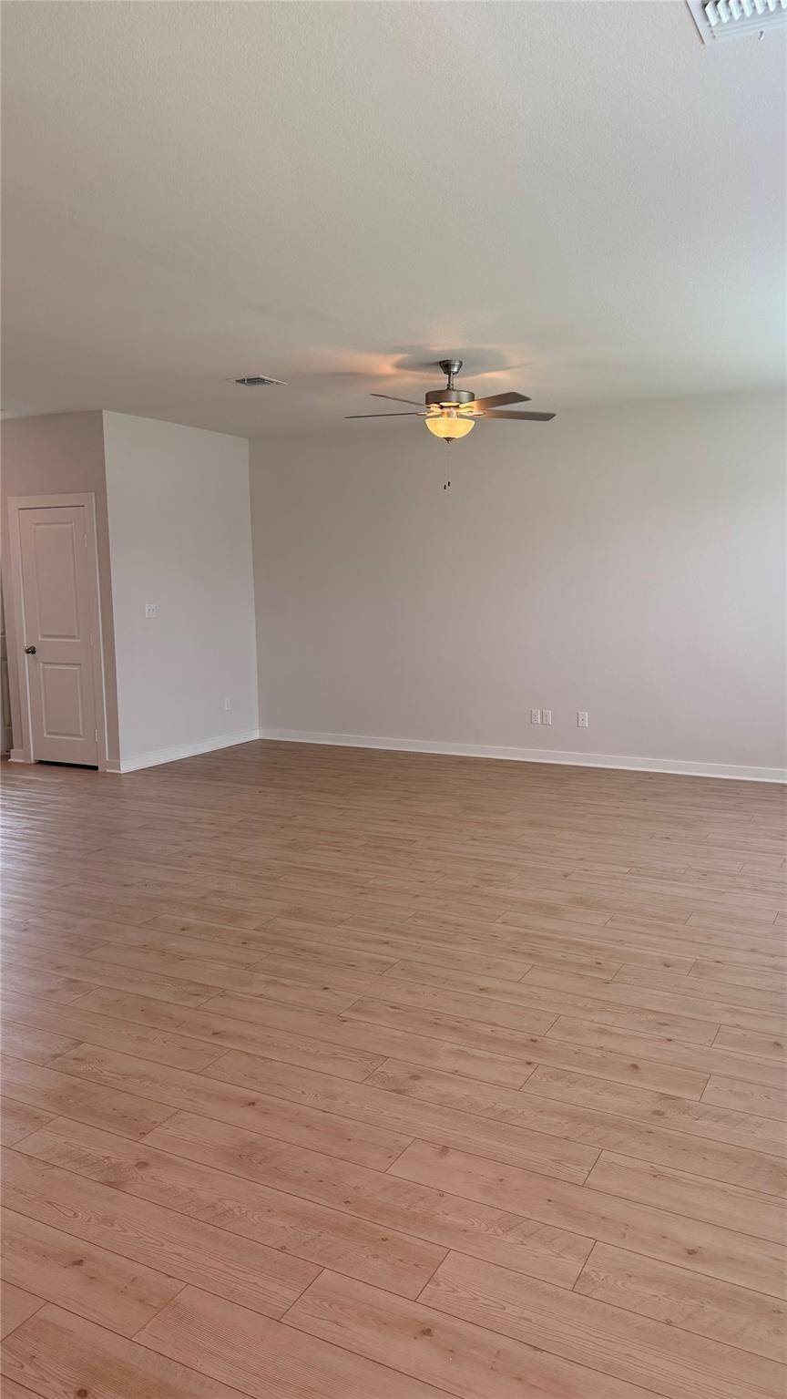 83 Hereford LOOP, Hutto, TX 78634