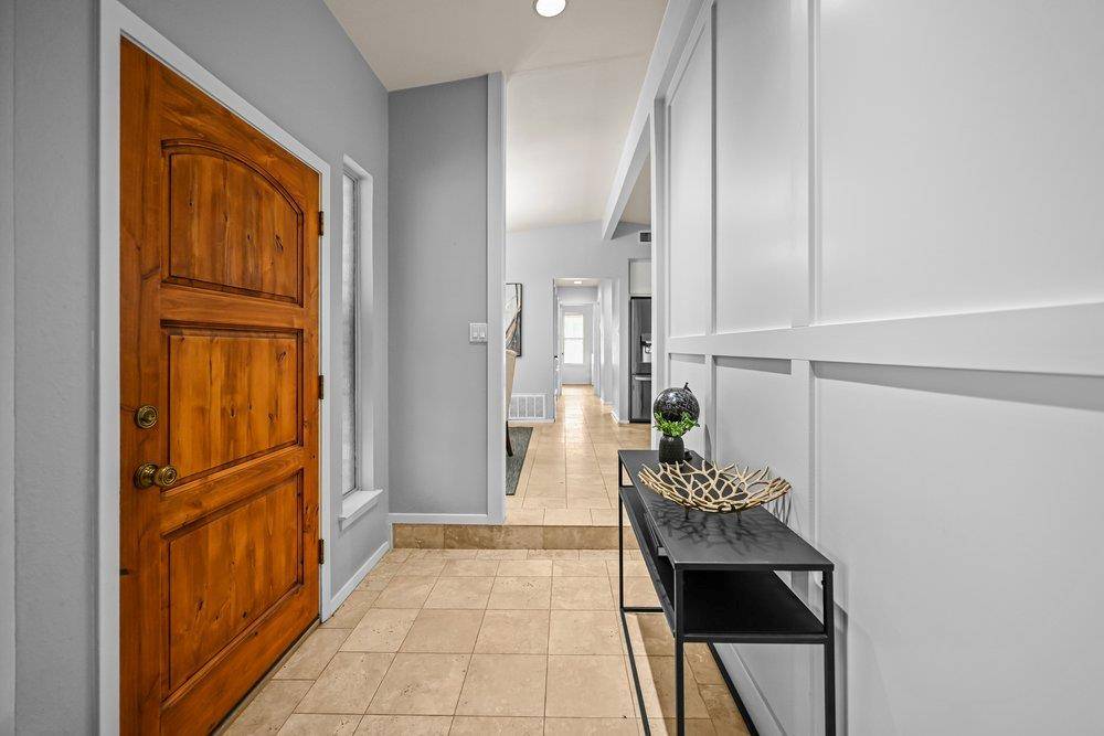6713 Colina LN, Austin, TX 78759