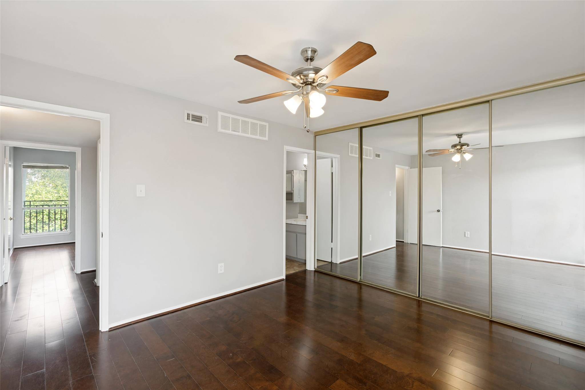 6910 Hart LN #414, Austin, TX 78731