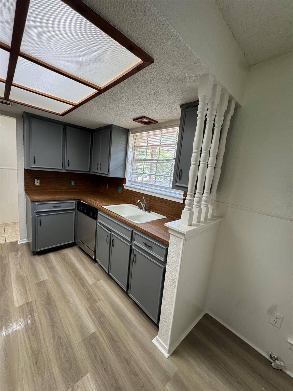 1309 Radam CIR, Austin, TX 78745
