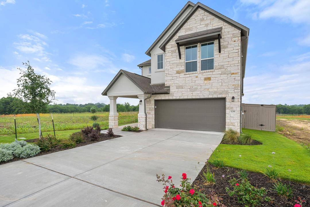 108 Bloomington Loop, Hutto, TX 78634