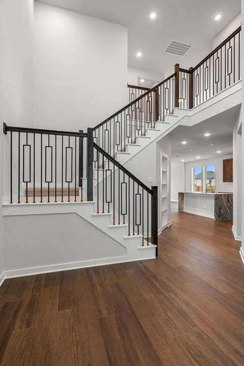 108 Bloomington Loop, Hutto, TX 78634
