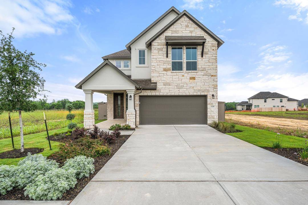 108 Bloomington Loop, Hutto, TX 78634