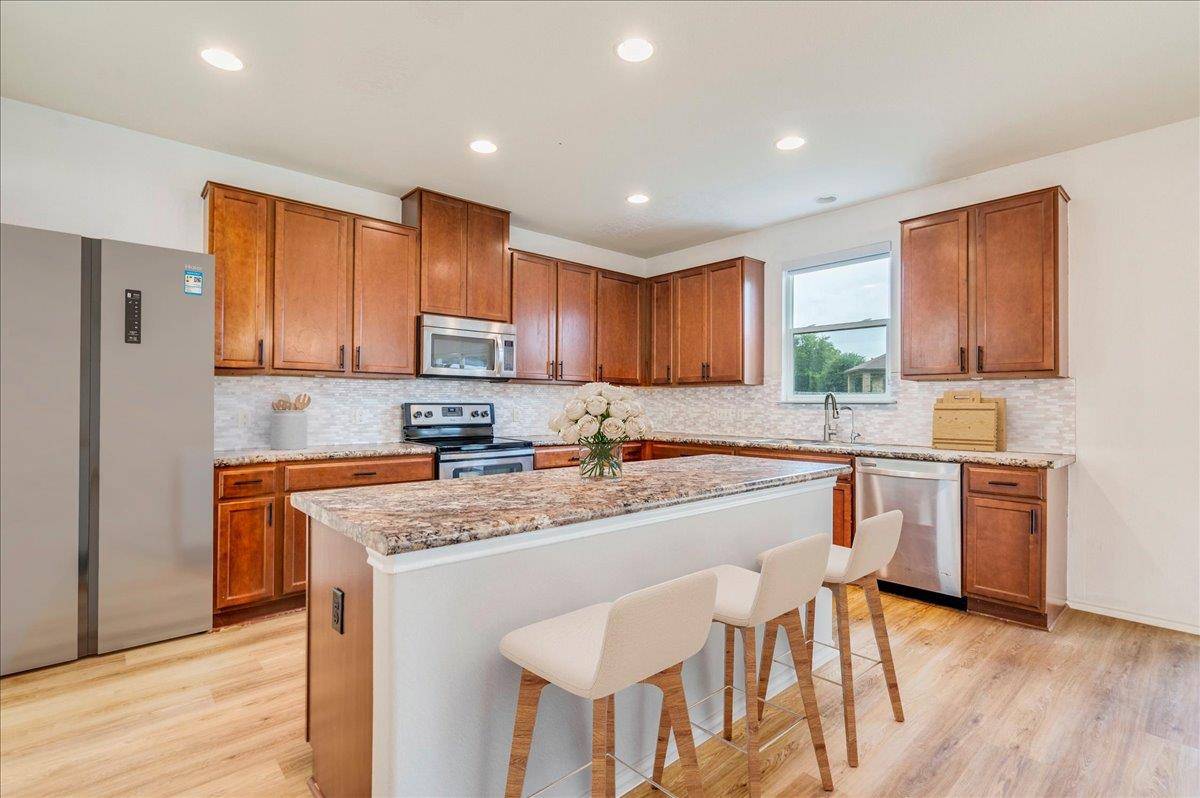 401 Waterleaf BLVD, Kyle, TX 78640