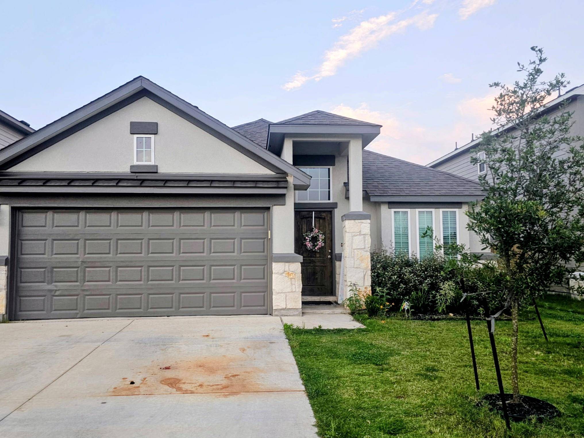 154 Arena DR, Liberty Hill, TX 78642
