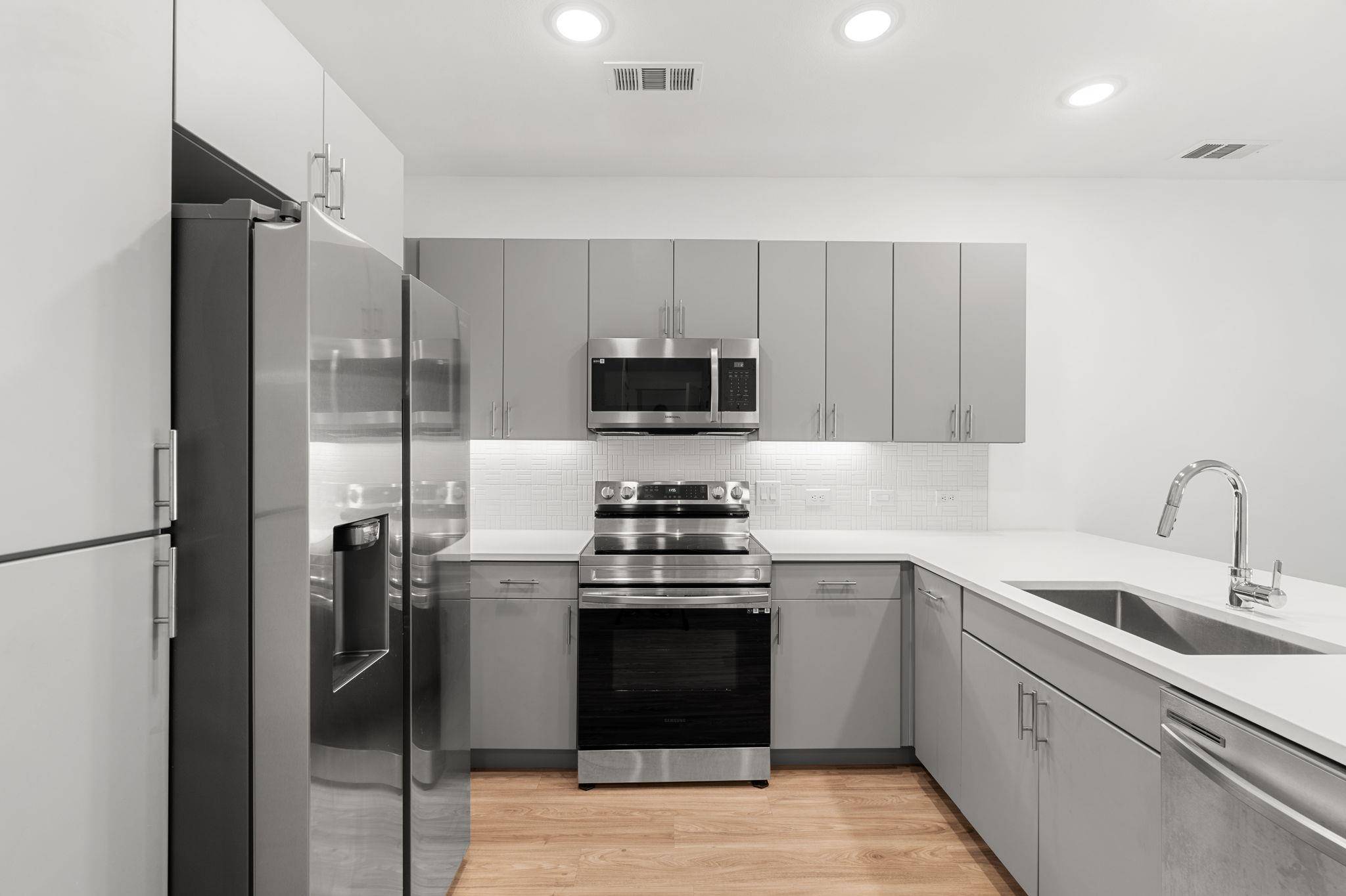 4801 Springdale RD #2002, Austin, TX 78723