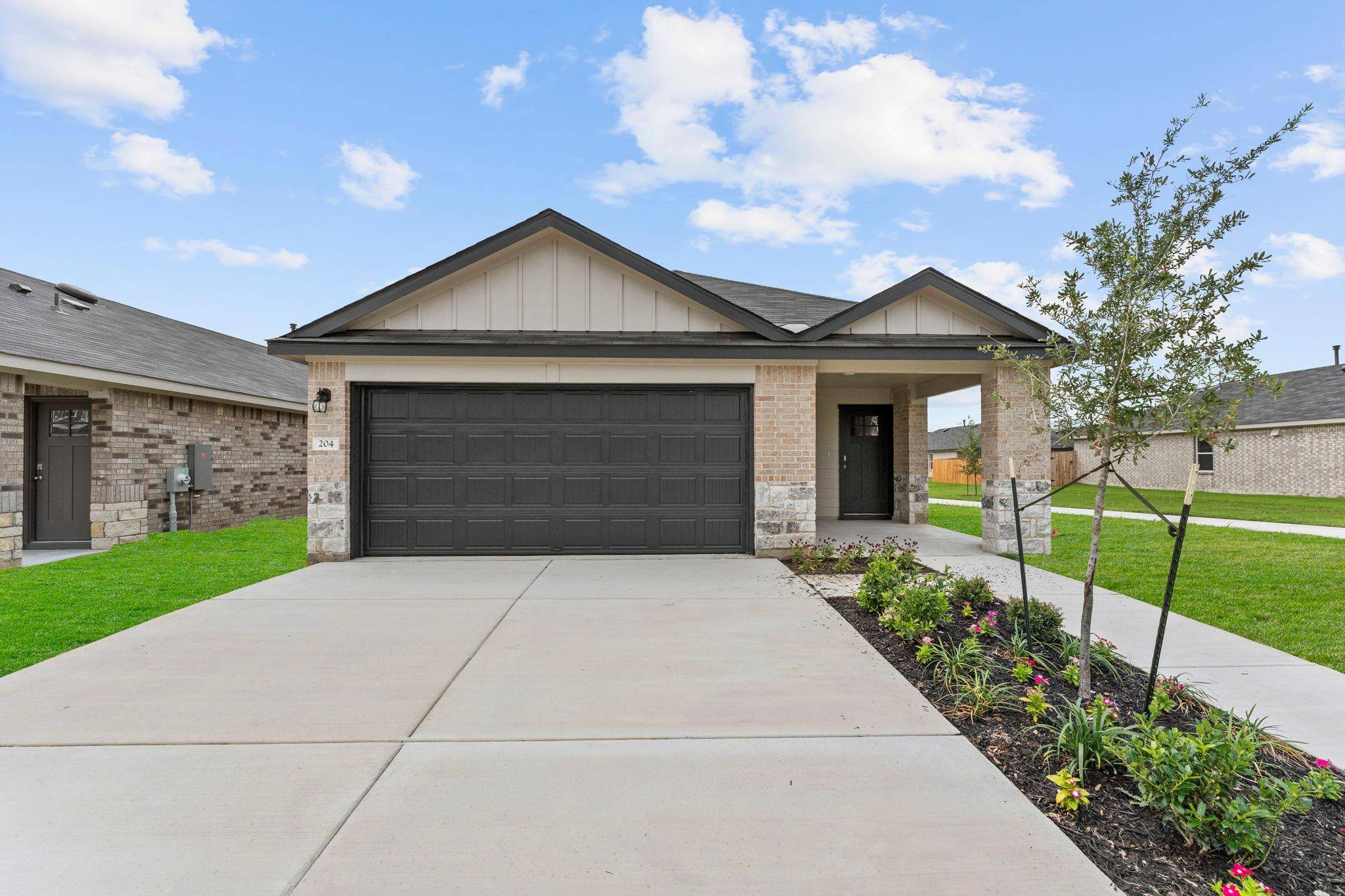 204 RAYMONDVILLE PATH, San Marcos, TX 78666