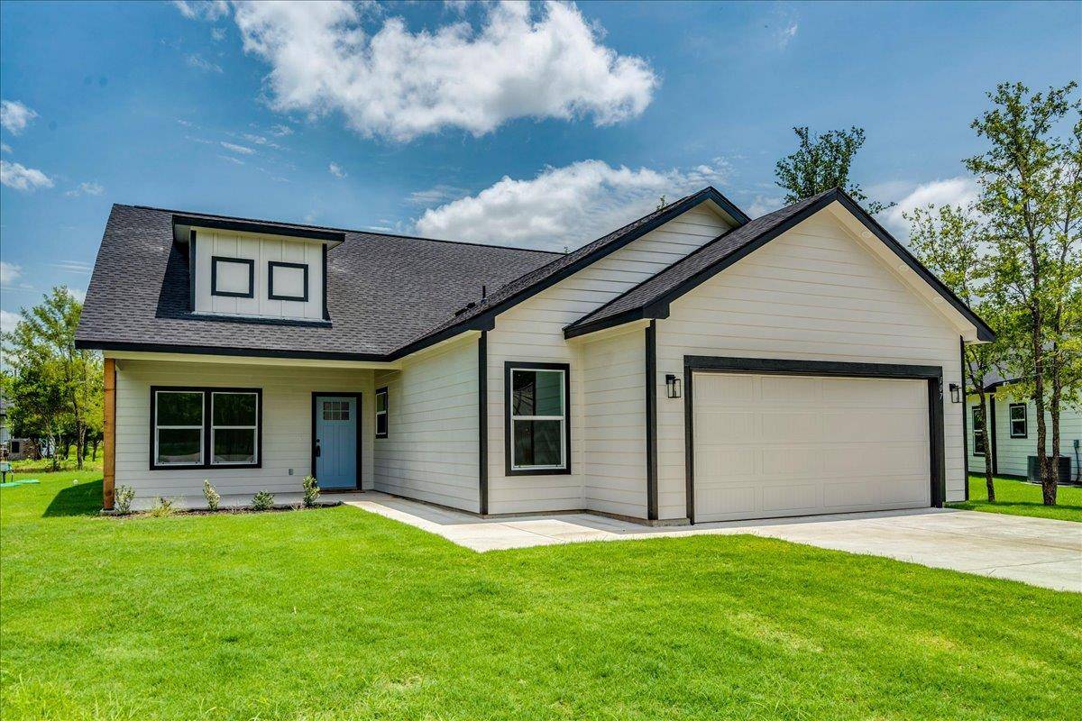 107 Keahi CT, Bastrop, TX 78602