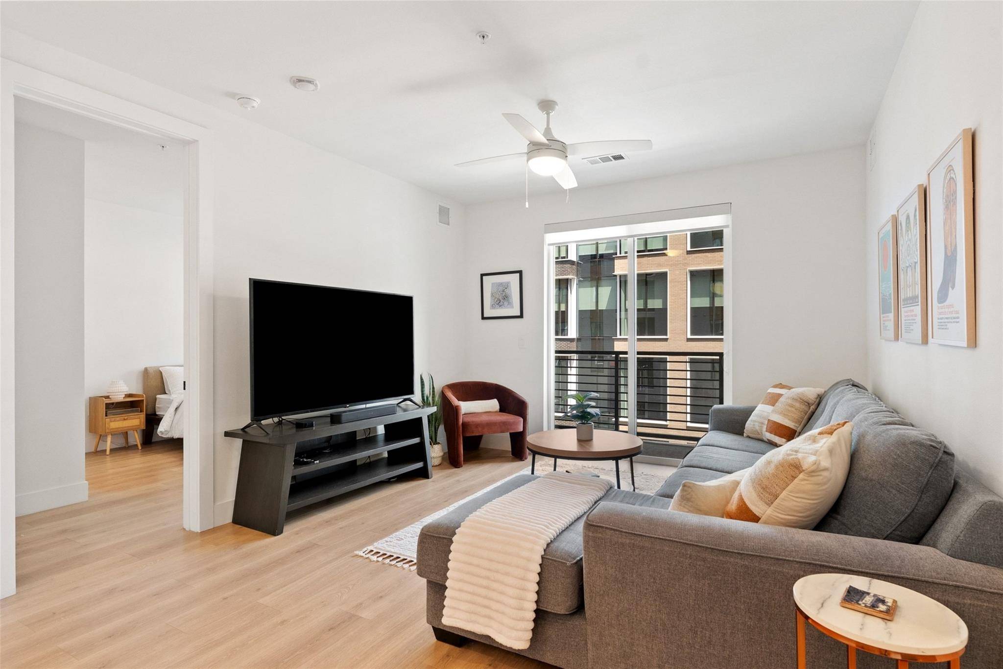 1701 Simond Ave #305, Austin, TX 78723