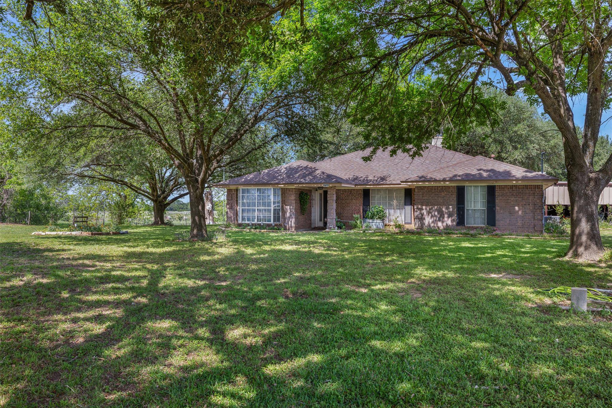 2773 County Road 268, Somerville, TX 77879