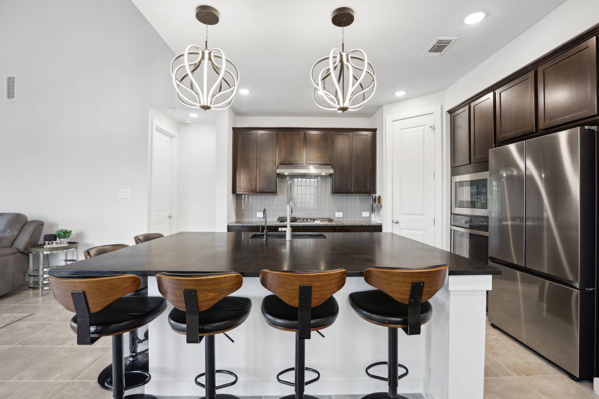 8119 Purple Aster PASS, Lago Vista, TX 78645