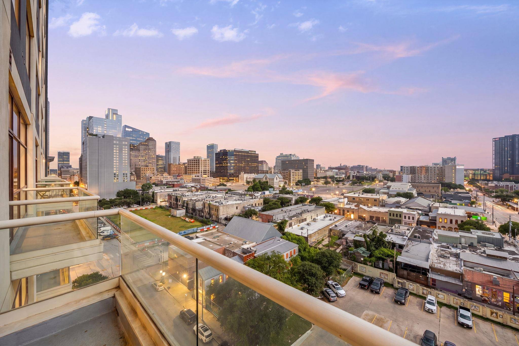 555 E 5th ST #903, Austin, TX 78701
