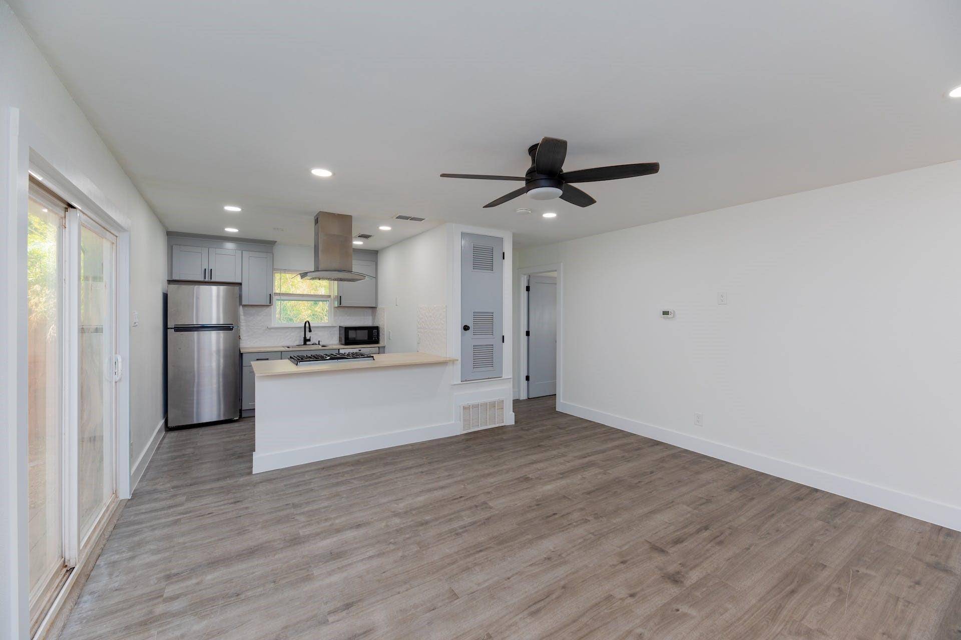 8405 Georgian DR, Austin, TX 78753