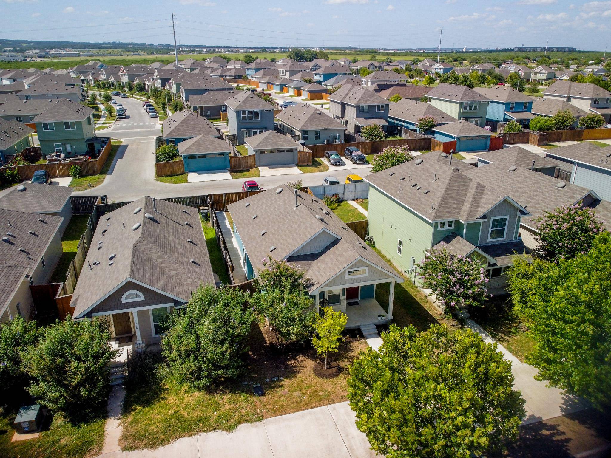 1174 Esplanade PKWY, San Marcos, TX 78666