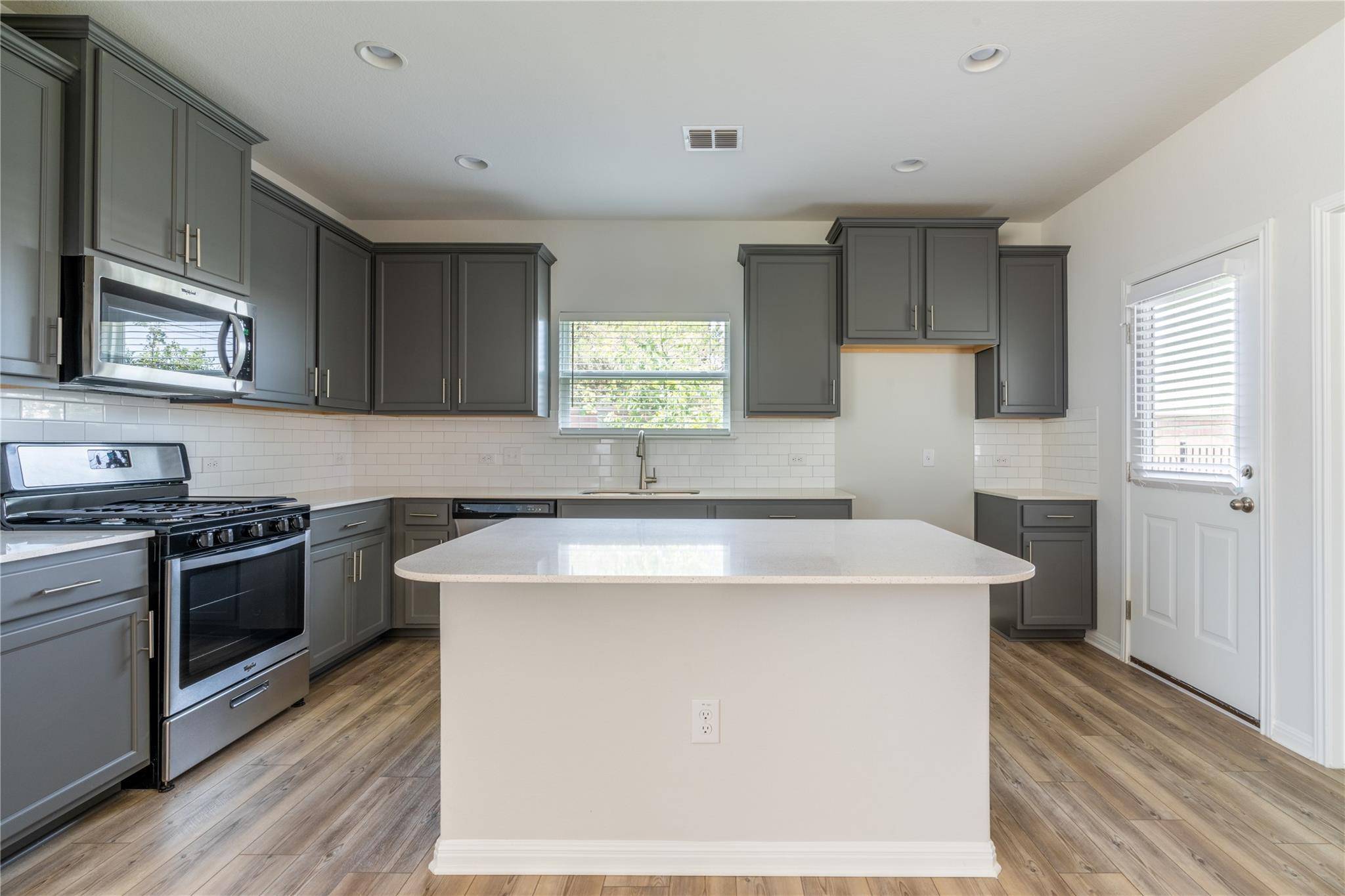 9601 Dawn Pearl DR #21, Austin, TX 78748