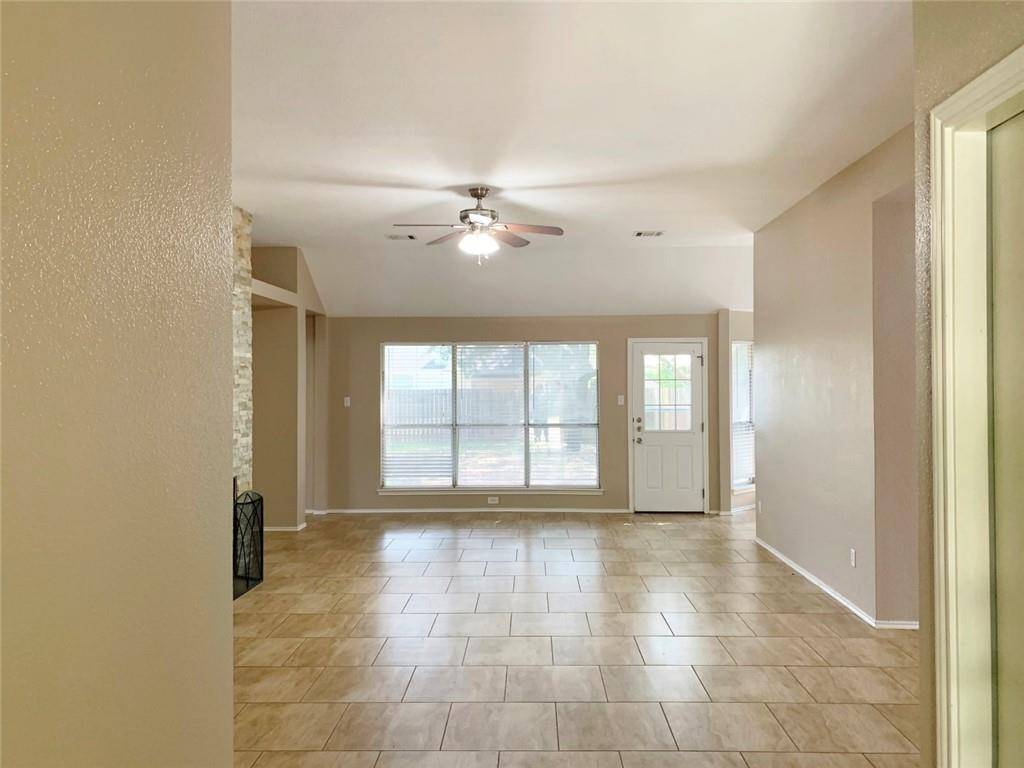 209 N Blue Ridge PKWY, Cedar Park, TX 78613