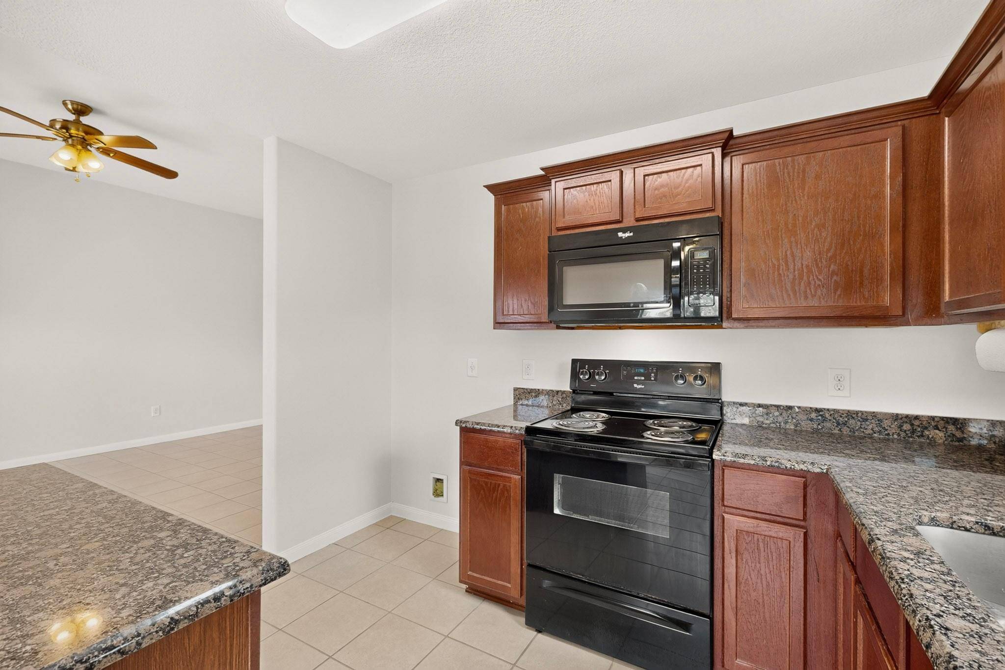108 Judge King DR, Jarrell, TX 76537