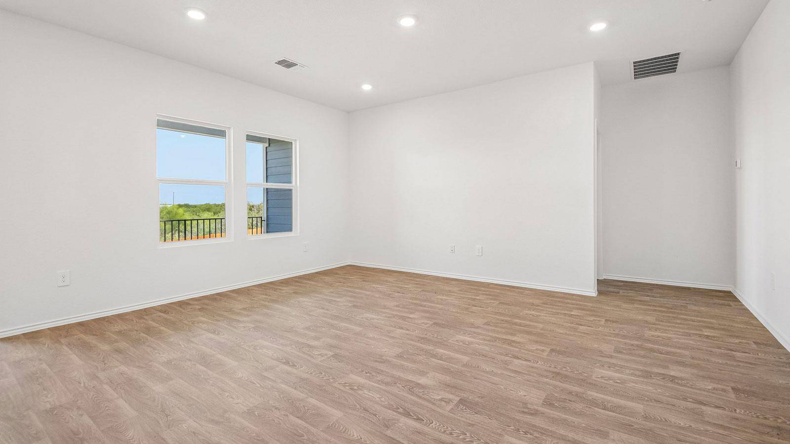 12204 Silverton Tree BND, Mustang Ridge, TX 78610