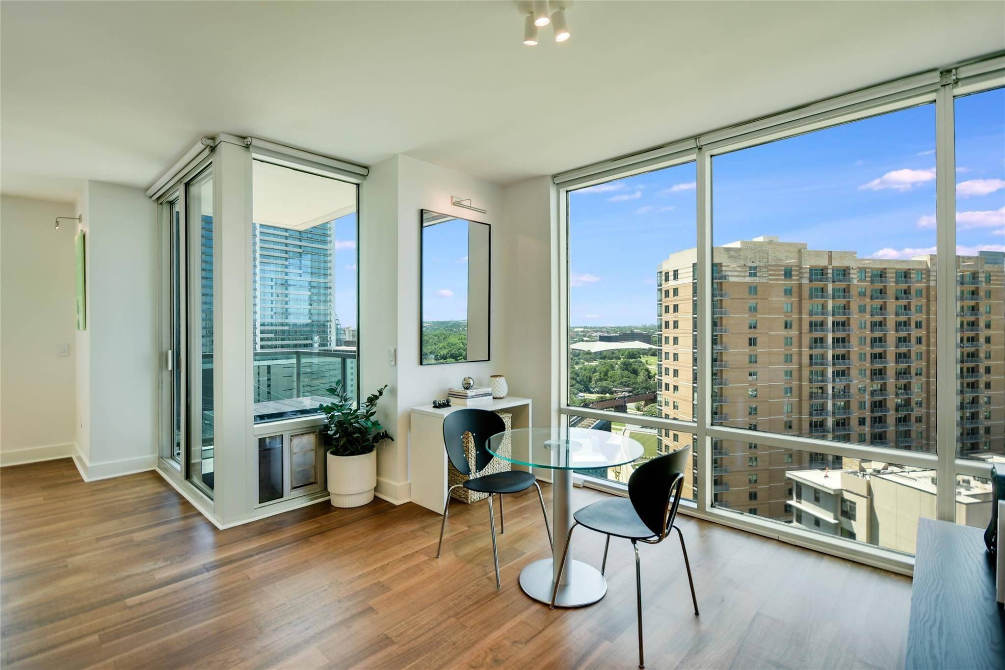 300 Bowie ST #1403, Austin, TX 78703
