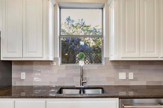 103 Maravilla WAY, Horseshoe Bay, TX 78657