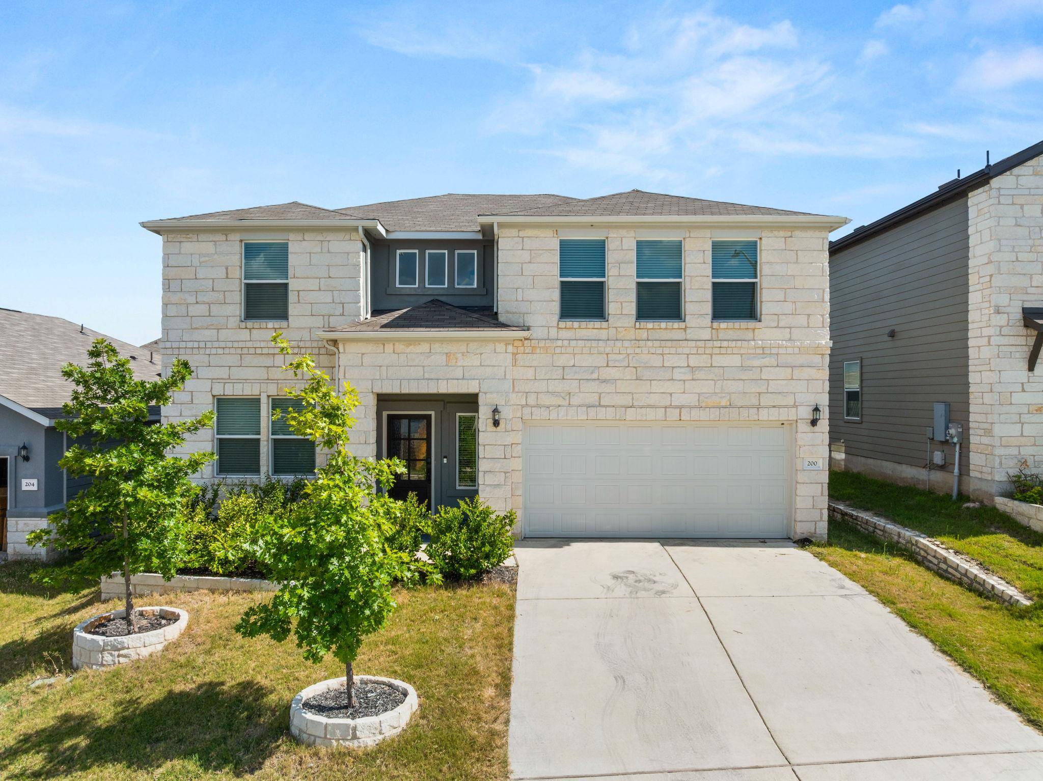 200 Caisson TRL, Liberty Hill, TX 78642