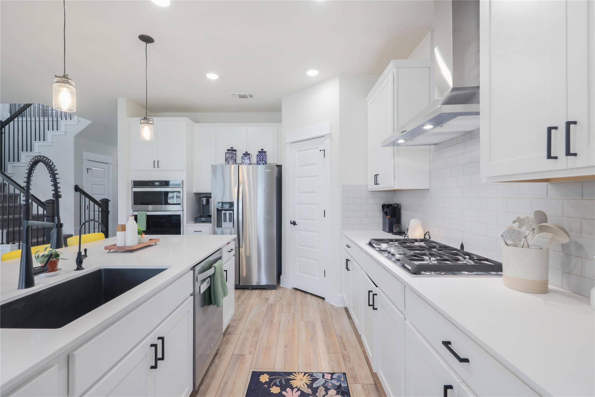 141 Janelle LN, Liberty Hill, TX 78642