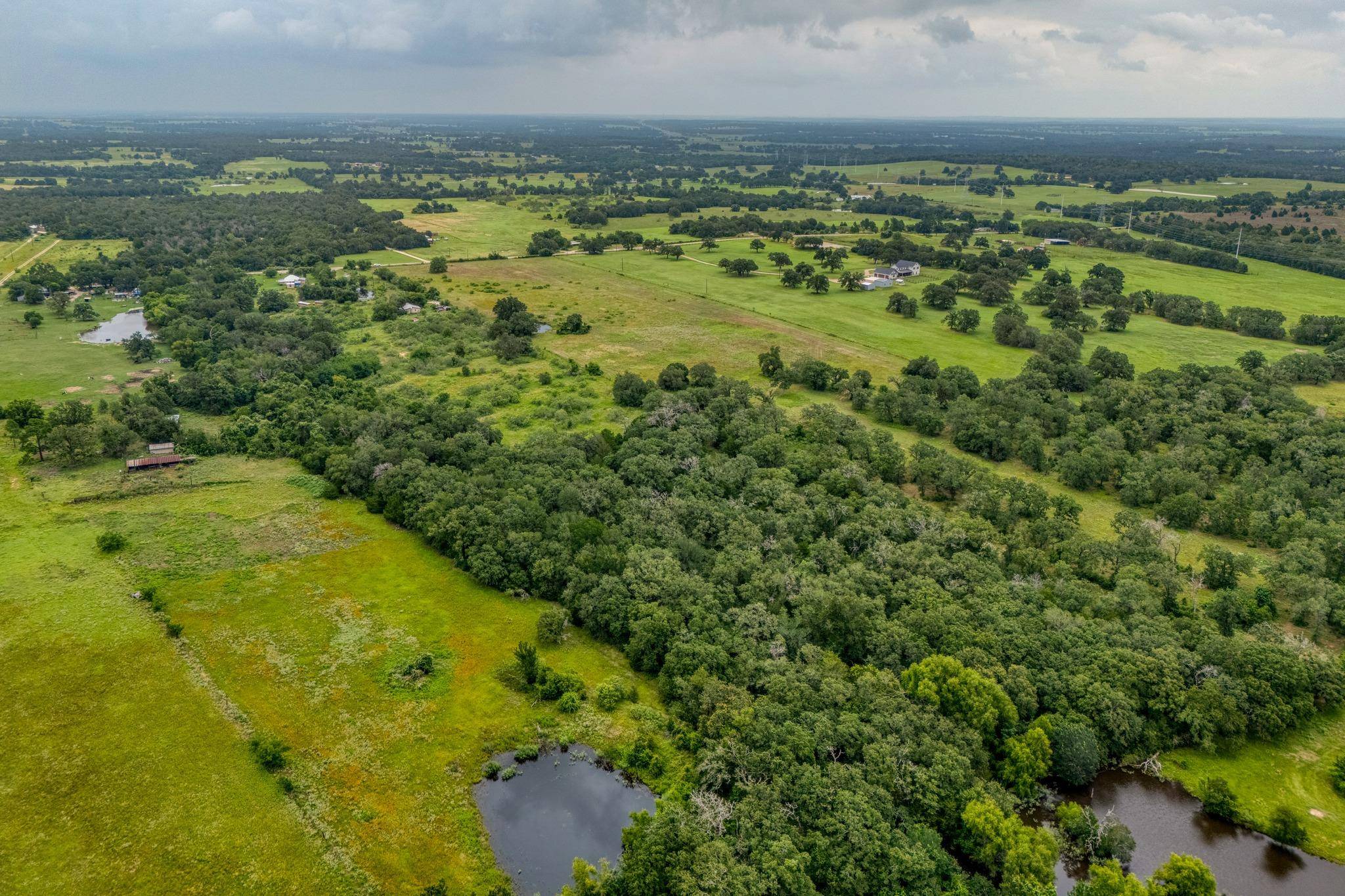 2300 County Road 475, Thrall, TX 76578
