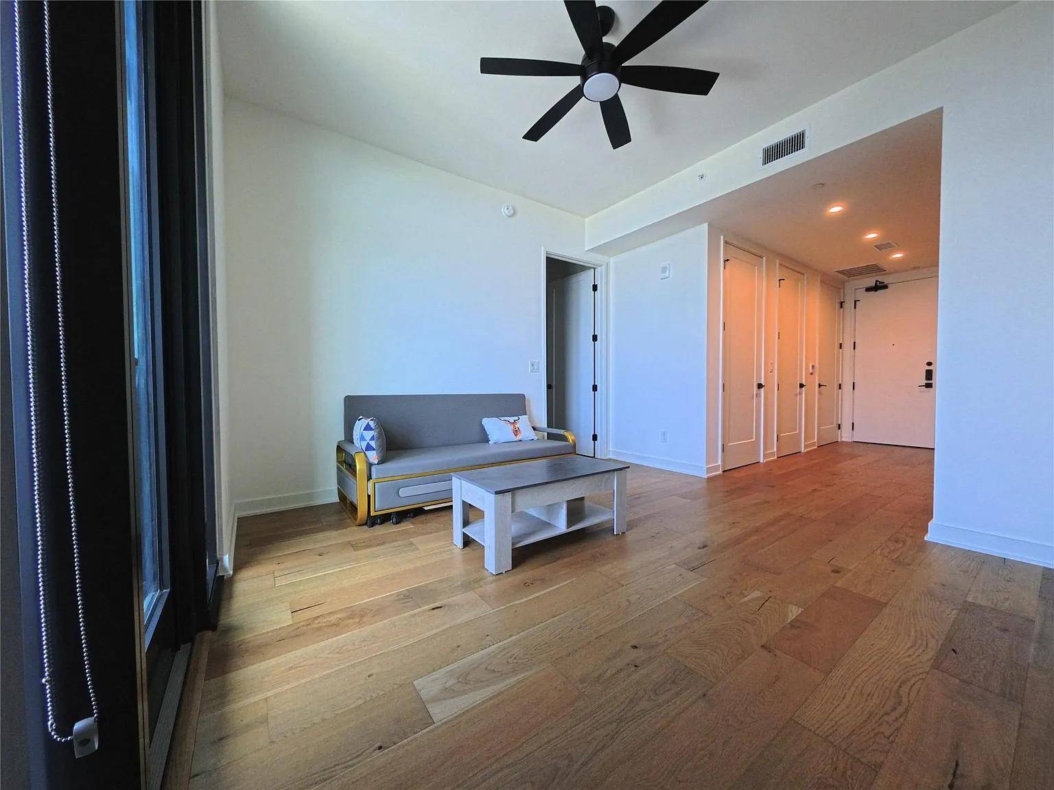 84 East Ave #3808, Austin, TX 78701