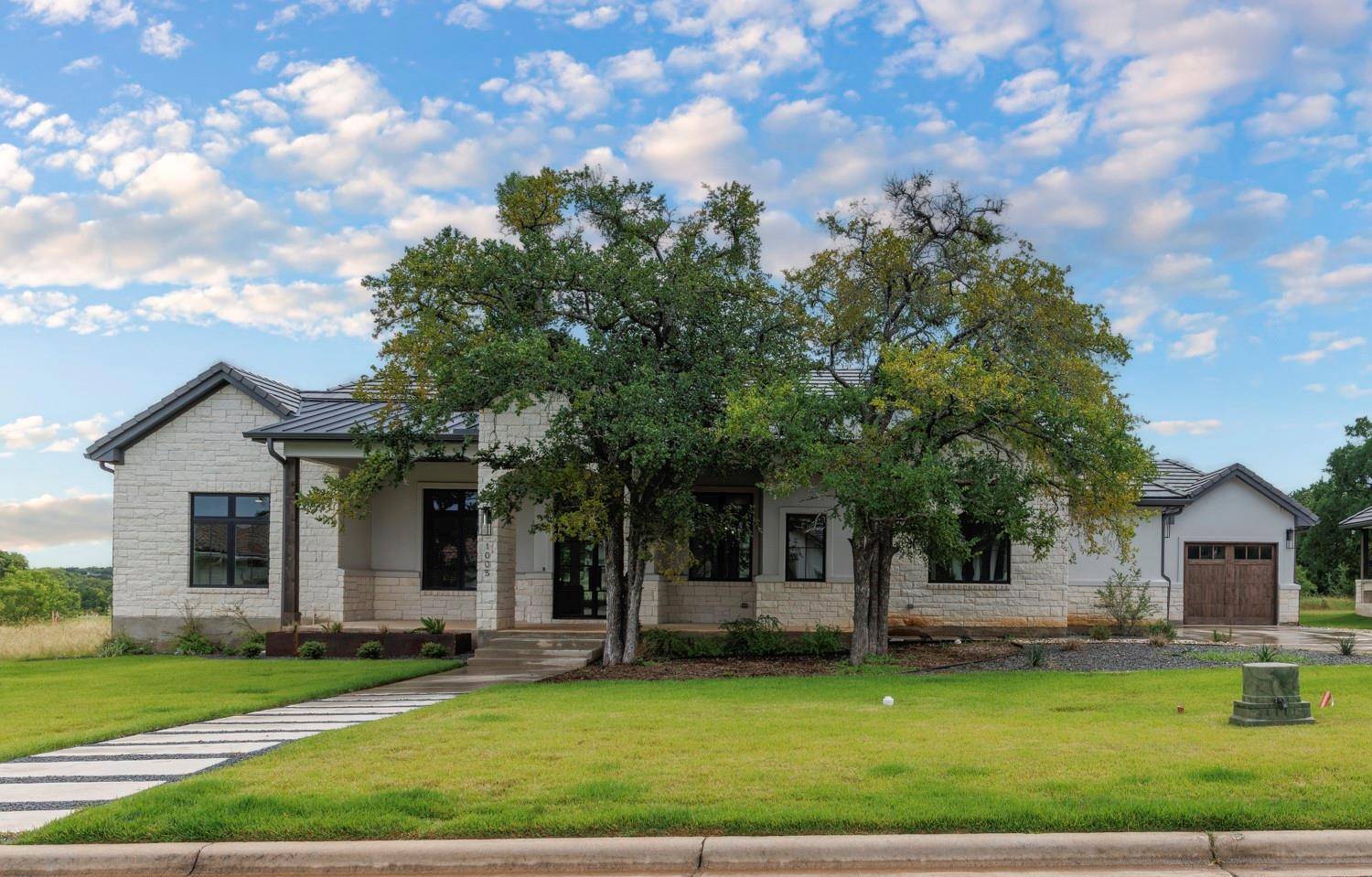 1005 Cimarron Hills TRL W, Georgetown, TX 78628