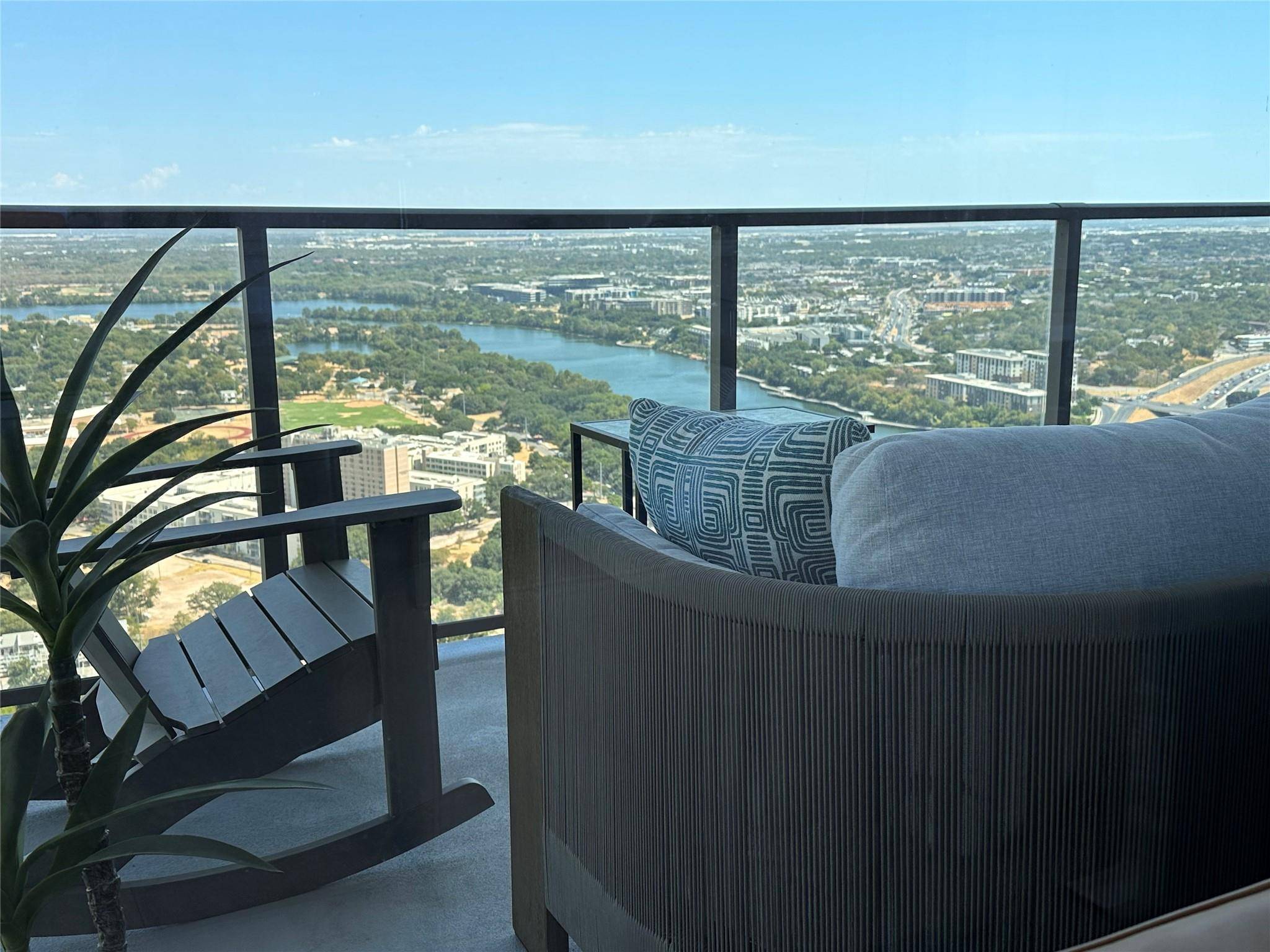 44 East Ave #4305, Austin, TX 78701