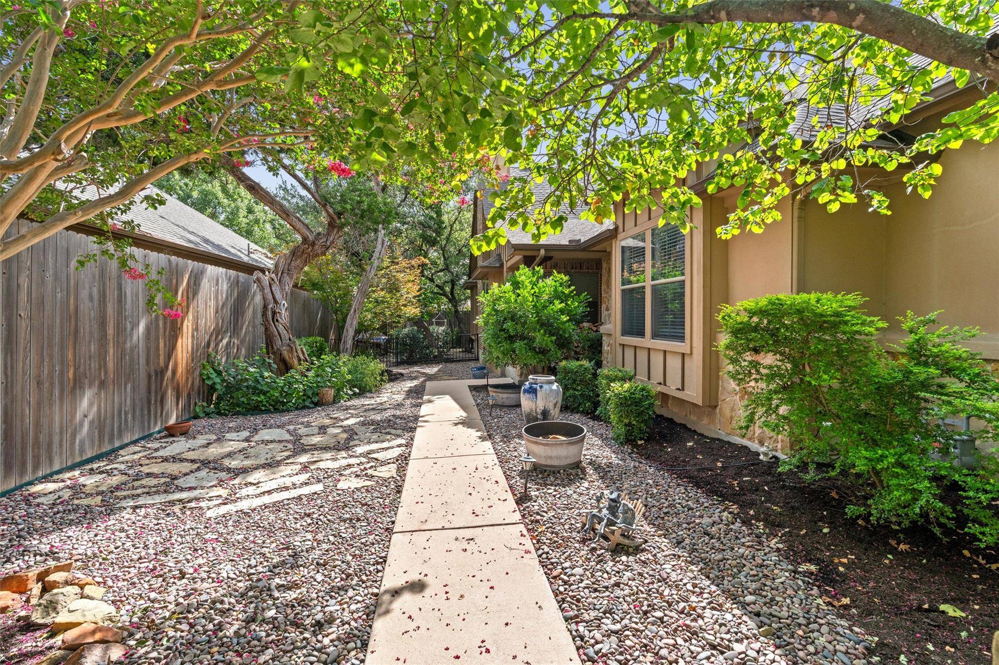 504 S Gadwall LN, Cedar Park, TX 78613