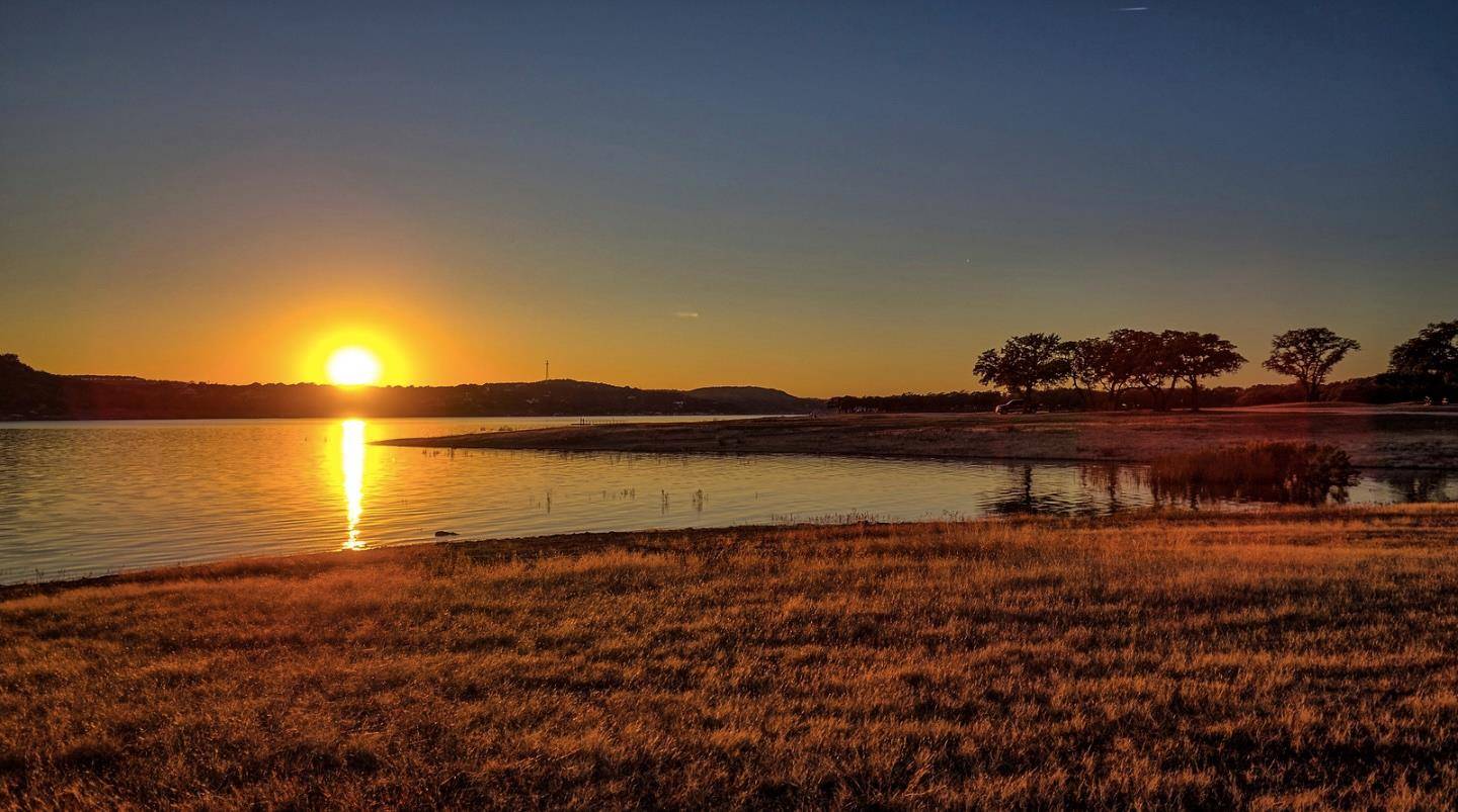 21104 Ringtail CV, Lago Vista, TX 78645