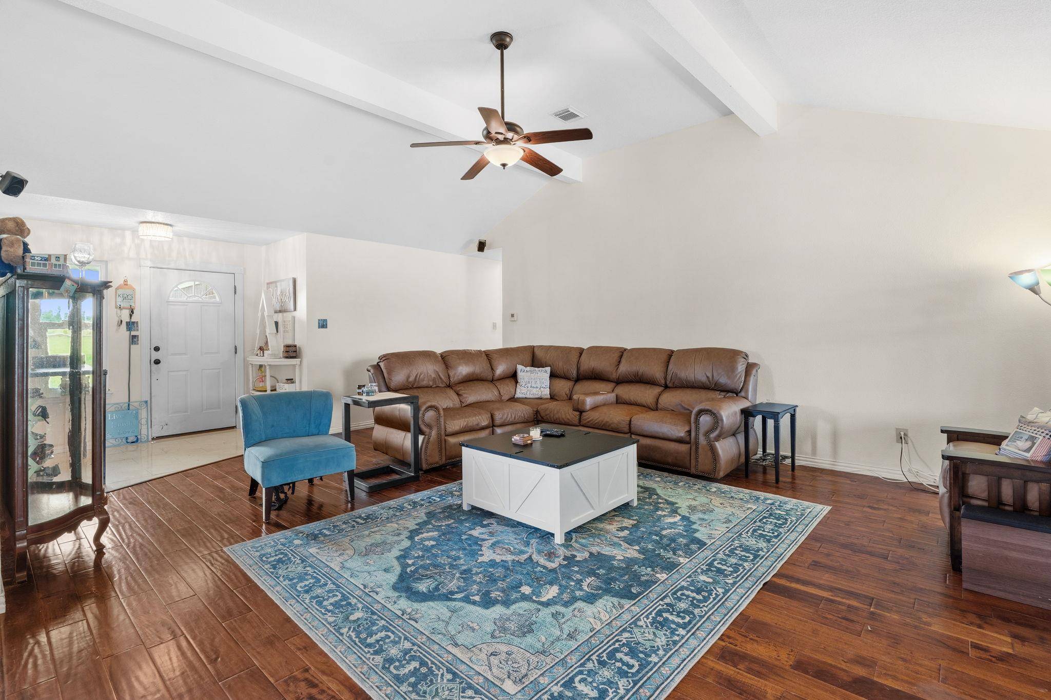 2050 County Road 129, Taylor, TX 76574