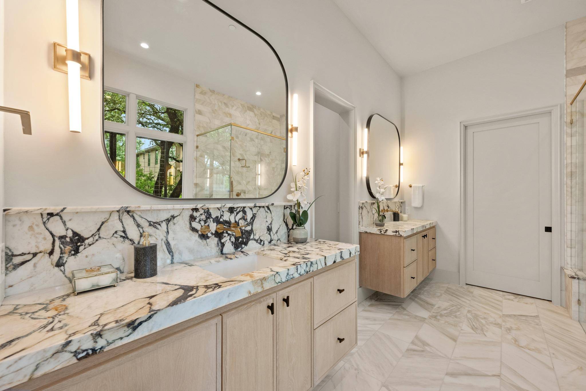 211 Westhaven DR, West Lake Hills, TX 78746