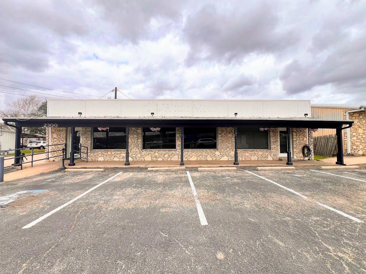 2300 N Us Highway 281 HWY, Marble Falls, TX 78654