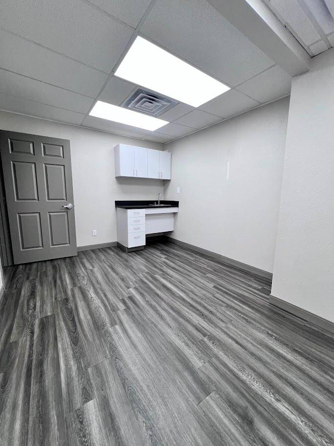2300 N Us Highway 281 HWY, Marble Falls, TX 78654